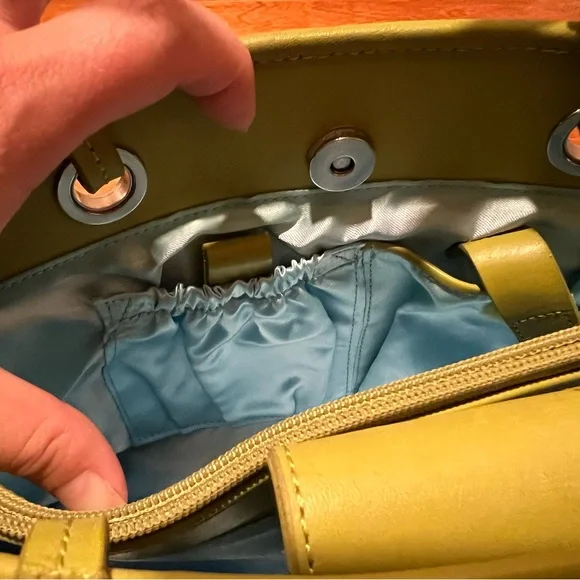 Maxx New York green purse - Picture 6 of 10